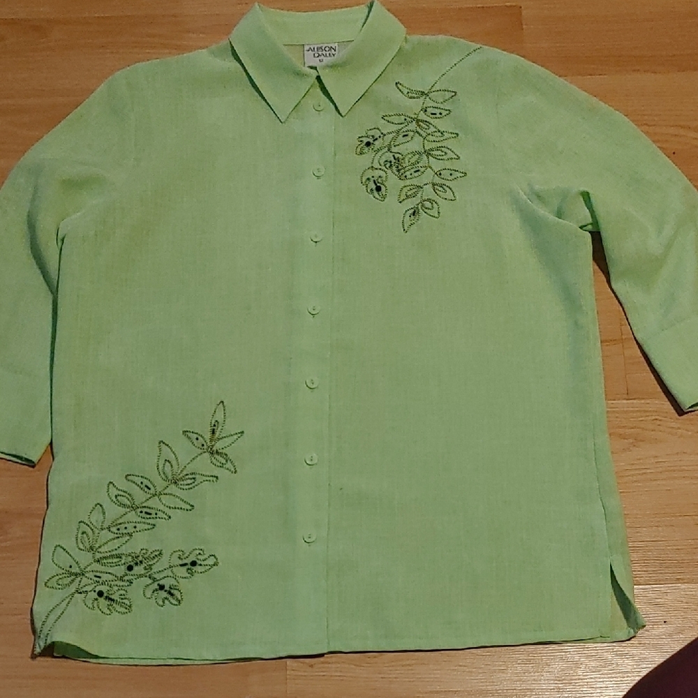 Allison Dailey  Green Embroidered Women's Top Sz 12
